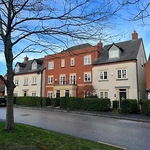 https://upton-grange-townhouse.hotelsin-chester.com